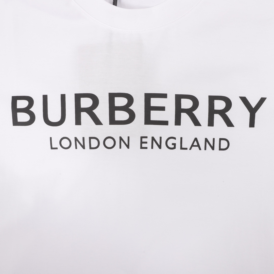 Burberry/巴宝莉 胸前字母logo短袖