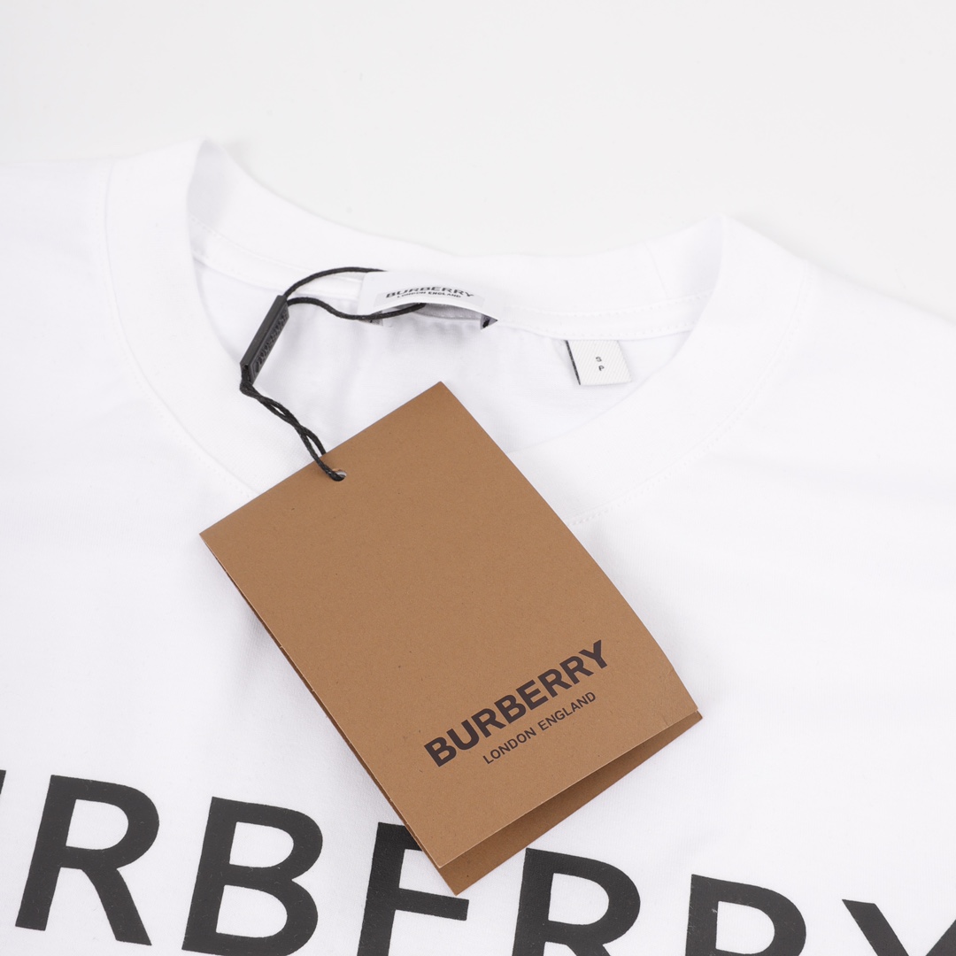 Burberry/巴宝莉 胸前字母logo短袖