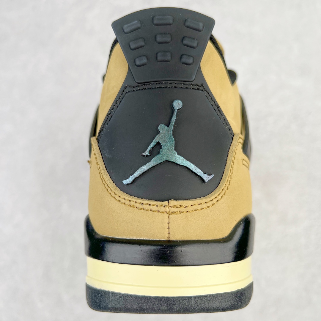图片[8]-＃PB版 福利特价 Air Jordan AJ4 Retro 耗时半年巨作 全套原纸板楦头开发 调试30余版 确保原汁原味完美呈现四代版型 一比一鞋头弧度高度趴度鞋身弧度 此版本只针对中端市场 皮料材质有所更替 其他数据细节工艺流程均保持公司一致 细节品控鞋型随意秒杀市面3XX 4XX 原厂TPU网格鞋带扣 正确内里网布 菱角分明不变形无多余毛边 柔软性质感一致于原鞋 原厂织唛标 原厂飞人电绣工艺 独家绑鞋带手法 印刷中底布 四线拉帮 米色美纹纸贴合固定 进口港宝加持 后跟自然饱满 全鞋荧光划线卡点 追求极致完美 每一双都是工艺品 多重QC质检 超越公司货的品控标准 实实在在的免检产品 尺码：40 40.5 41 42 42.5 43 44 44.5 45 46 47.5-选品中心