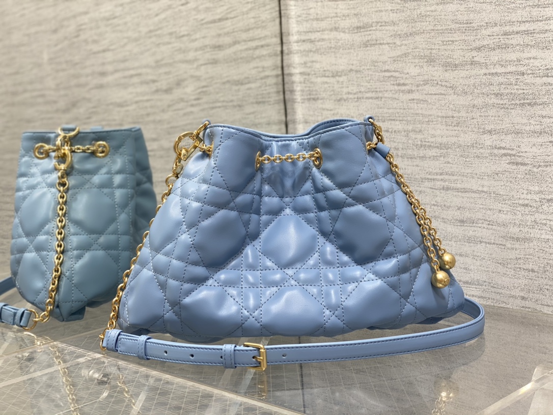 Dior lucky bag cloud bag drawstring diamond quilted chain hand carry shoulder crossbody