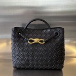 Shop Designer
 Bottega Veneta Bags Handbags website to buy replica
 Gold Weave Sheepskin Spring/Summer Collection