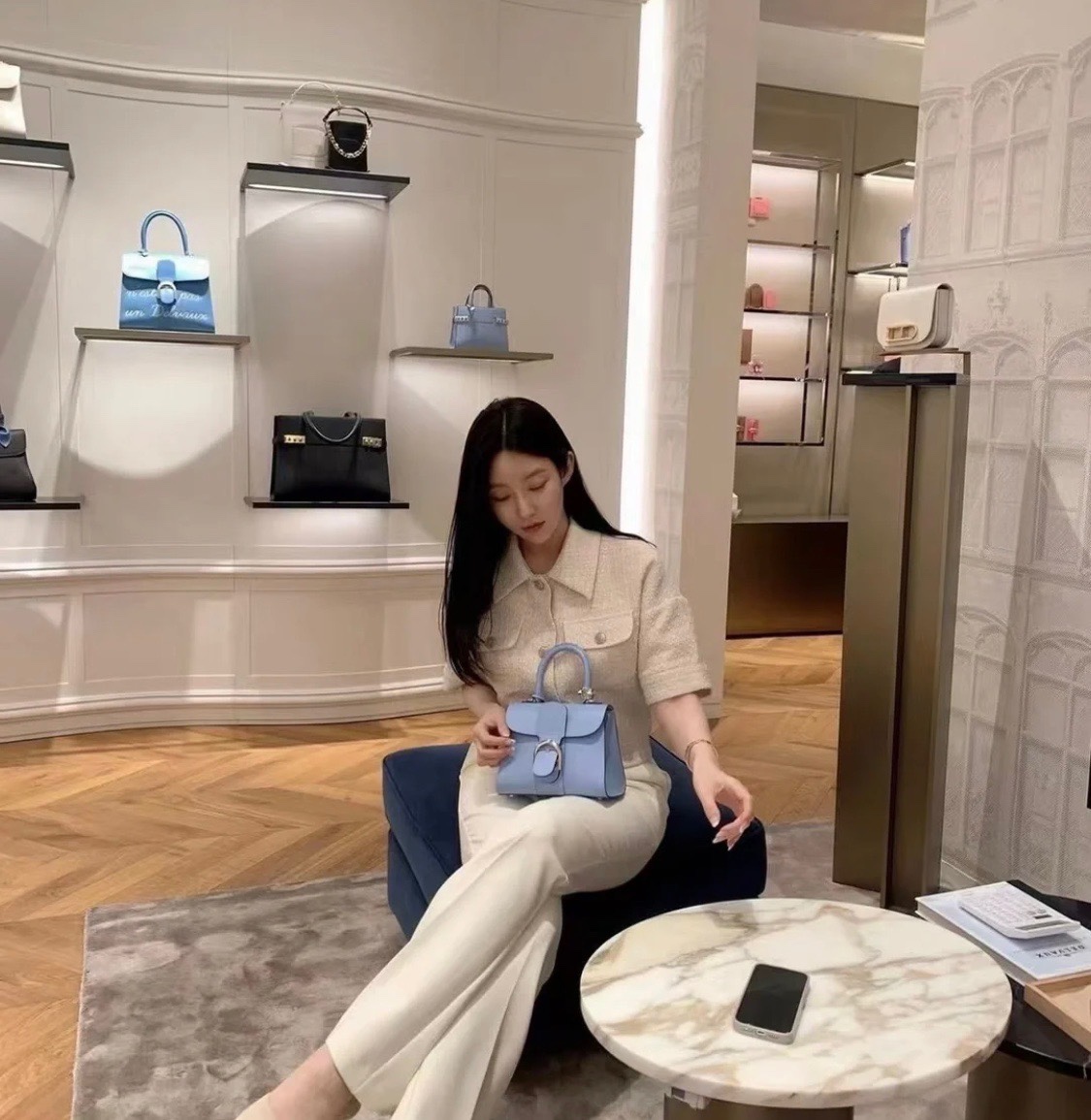Delvaux Product _dwpqfNDh76YW95EizFdlcpIlIuBsy3VJw7YnUcg