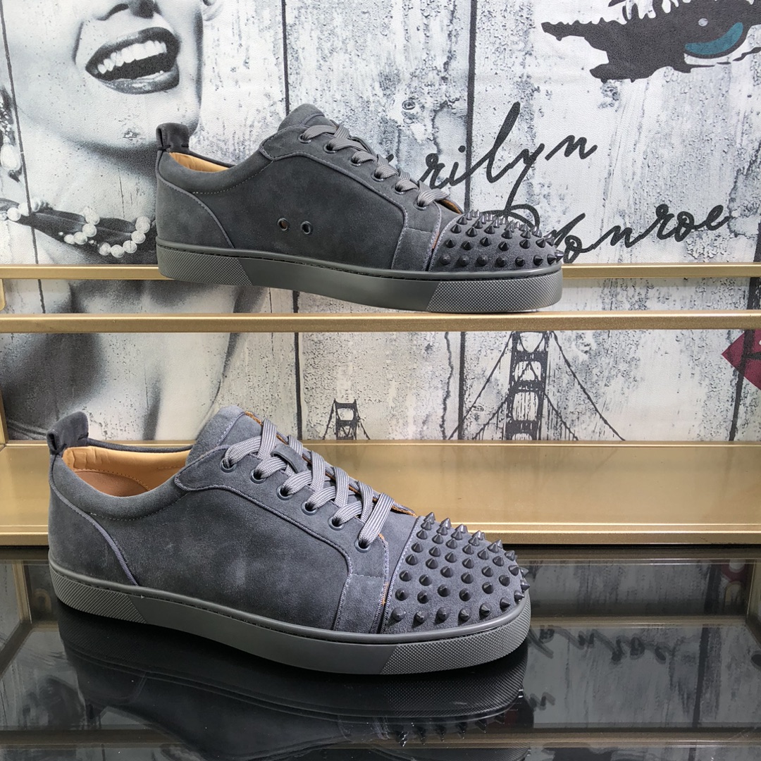 240christian louboutin（CL） Estilo completo , zapatos de tabla casual Modelos calientes exclusivos li