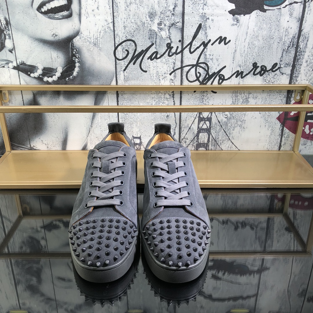 240christian louboutin（CL） Estilo completo , zapatos de tabla casual Modelos calientes exclusivos li