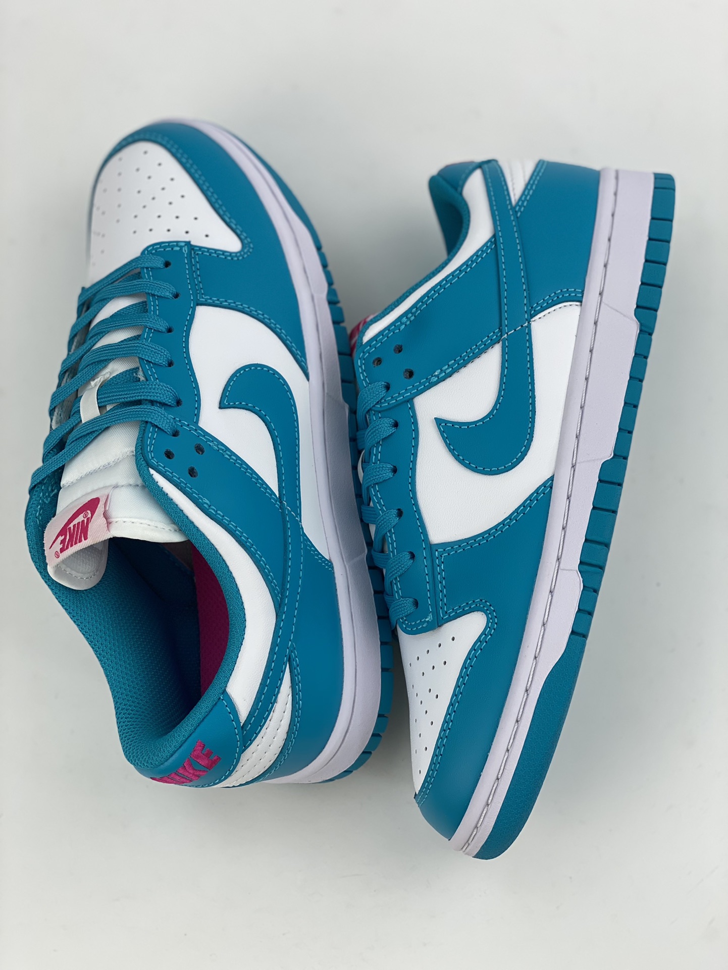 240 Nike SB Dunk Low 湖水蓝 FJ0739-100