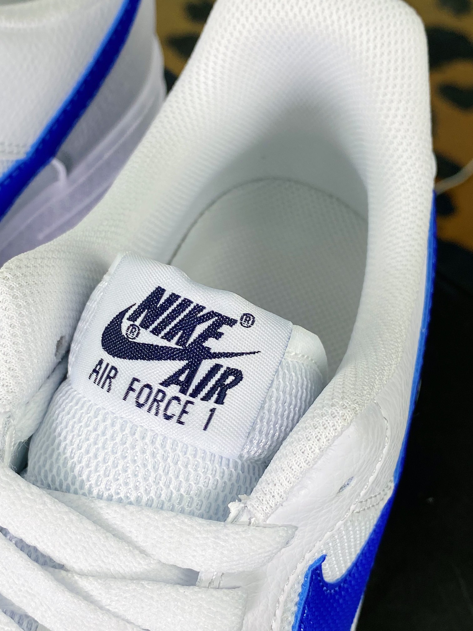 200  Air Force 1'07"40th Anniversary/White Blue"空军一号板鞋“40周年版白蓝小钩”FN3875-100