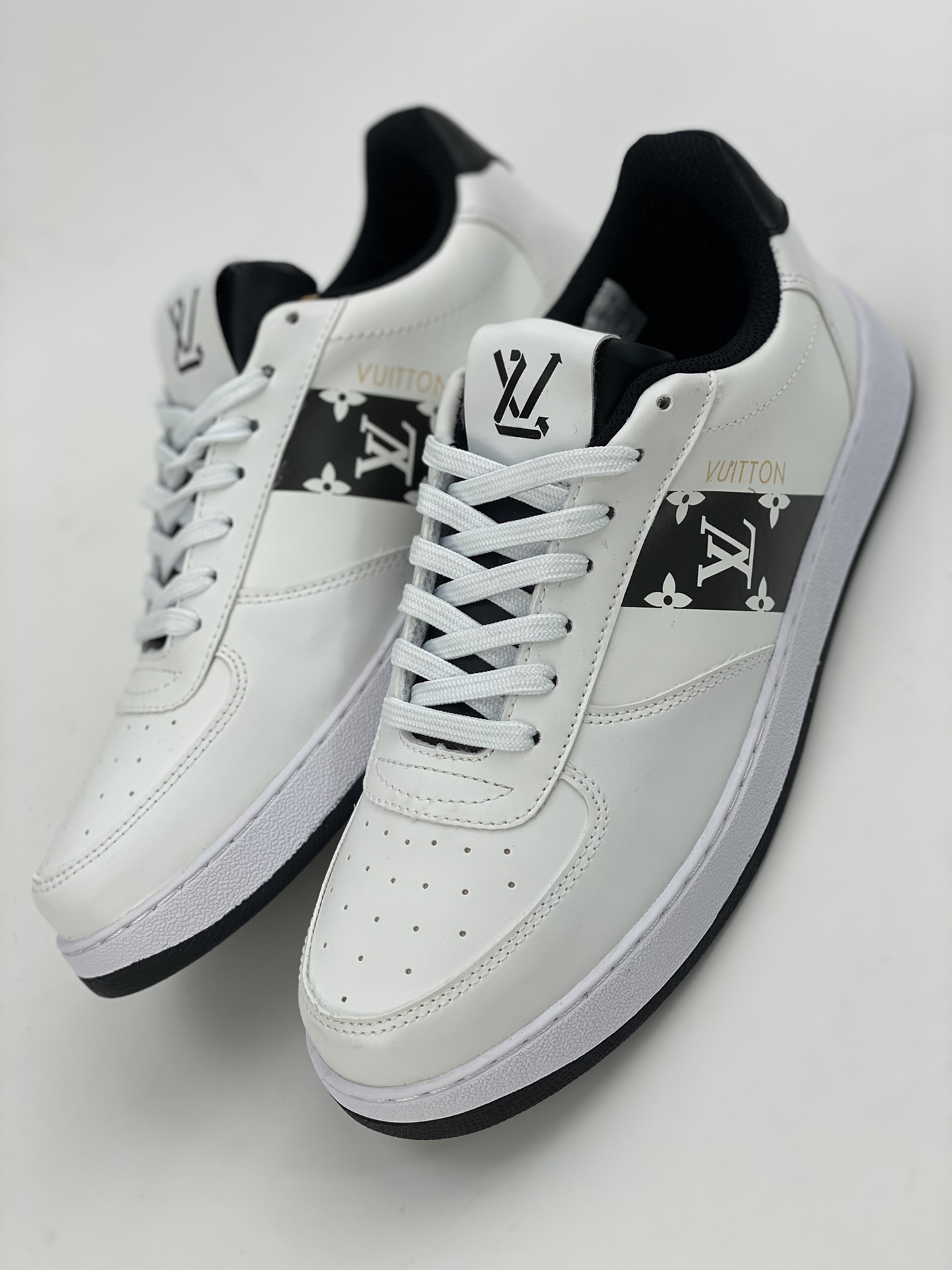 Louis Vuitton/Louis Vuitton 2023 new men's RIVOLI sports shoes men's shoes casual shoes