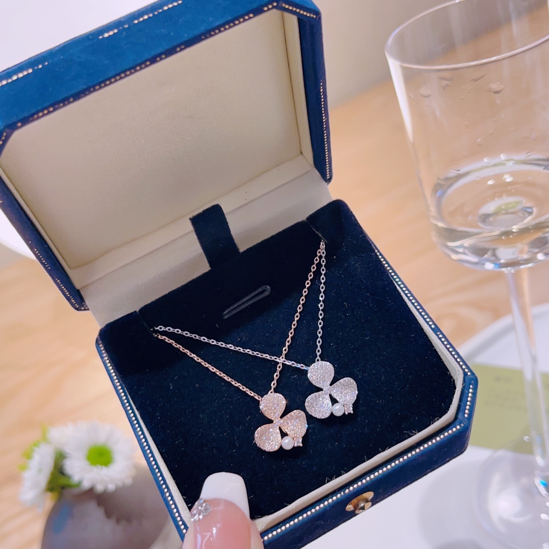 High Polish Silver Necklace Forest Confession Silver