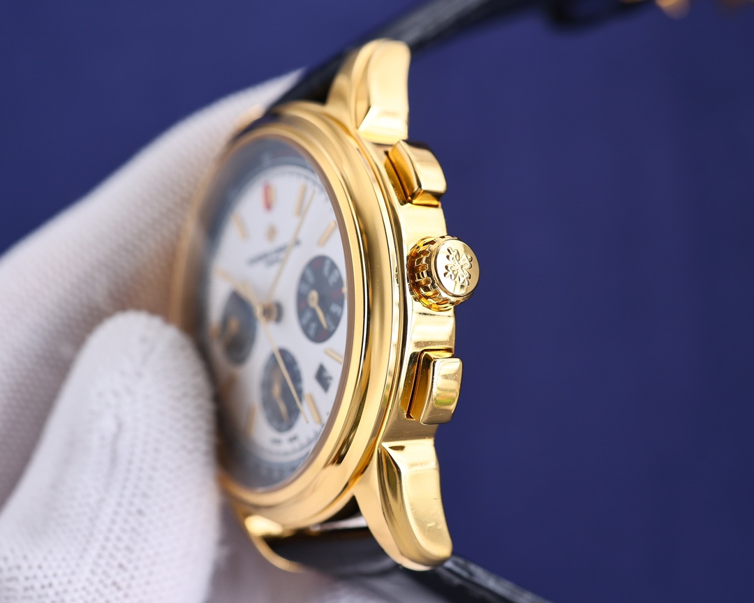 NO:602022,[Platinum][Rose][Rose] Classic is coming [Highest quality] Vacheron Constantin [VACHERON CONSTANTIN] men's watch!  Brand new complex sun, moon and stars multi-function watch. The movement is equipped with an original imported multi-function automatic winding mechanical movement. The functions include month display, week display, date display, sun and moon phase [moon] display and other functions. It is perfect. The material adheres to Swiss watchmaking technology, all-steel nano-plated platinum watch technology, PVD furnace electroplating process, French sapphire scratch-resistant mirror. The belt is imported Italian calfskin with original pin buckle. Case size is 42mm, thickness is 10mm. Waterproof and super waterproof.  It has a responsible appearance, is low-key and luxurious, and is not exaggerated. Once you have it, there is nothing else to ask for!  Factory quality!  Welcome to reprint!  ,,vacheron,cowhide19860909[白金][玫瑰][玫瑰]经典来袭【最高端品质】江诗丹顿【VACHERON CONSTANTIN】男士腕表！全新复杂日月星辰多功能腕表 机心搭载原装进口多功能自动上链机械机芯 功能汇集月份显示,星期显示,日期显示,日月相[月亮]显示等功能于一身,堪称完美 材质秉承瑞士制表工艺,全钢镀纳米铂金表技术,PVD炉内电镀工艺,法国蓝宝石防刮镜面 皮带进口意大利小牛皮搭配原装针扣 表壳尺寸42mm ,厚度10mm 防水 超级防水 颜值担当,低调奢华,不显浮夸,一旦拥有,别无他求！大厂品质！欢迎转载！,,vacheron,cowhide,Watch