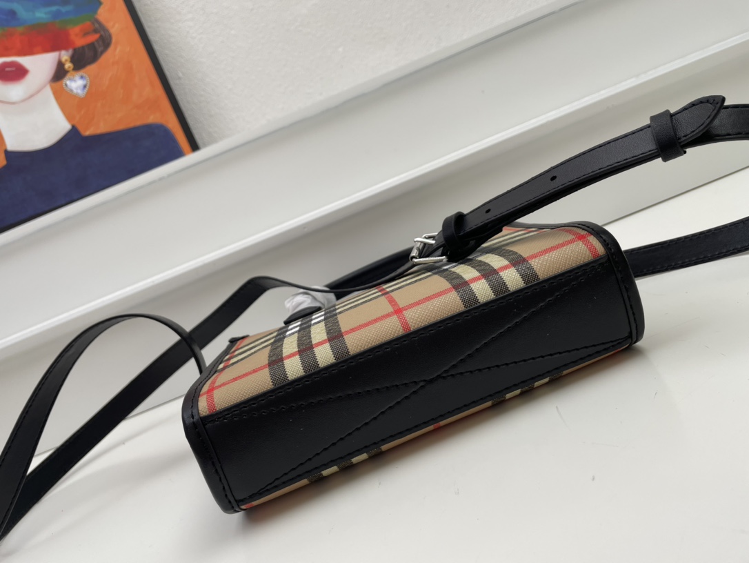 420 Burberry 托特包装饰品牌典藏 Vintage 格纹