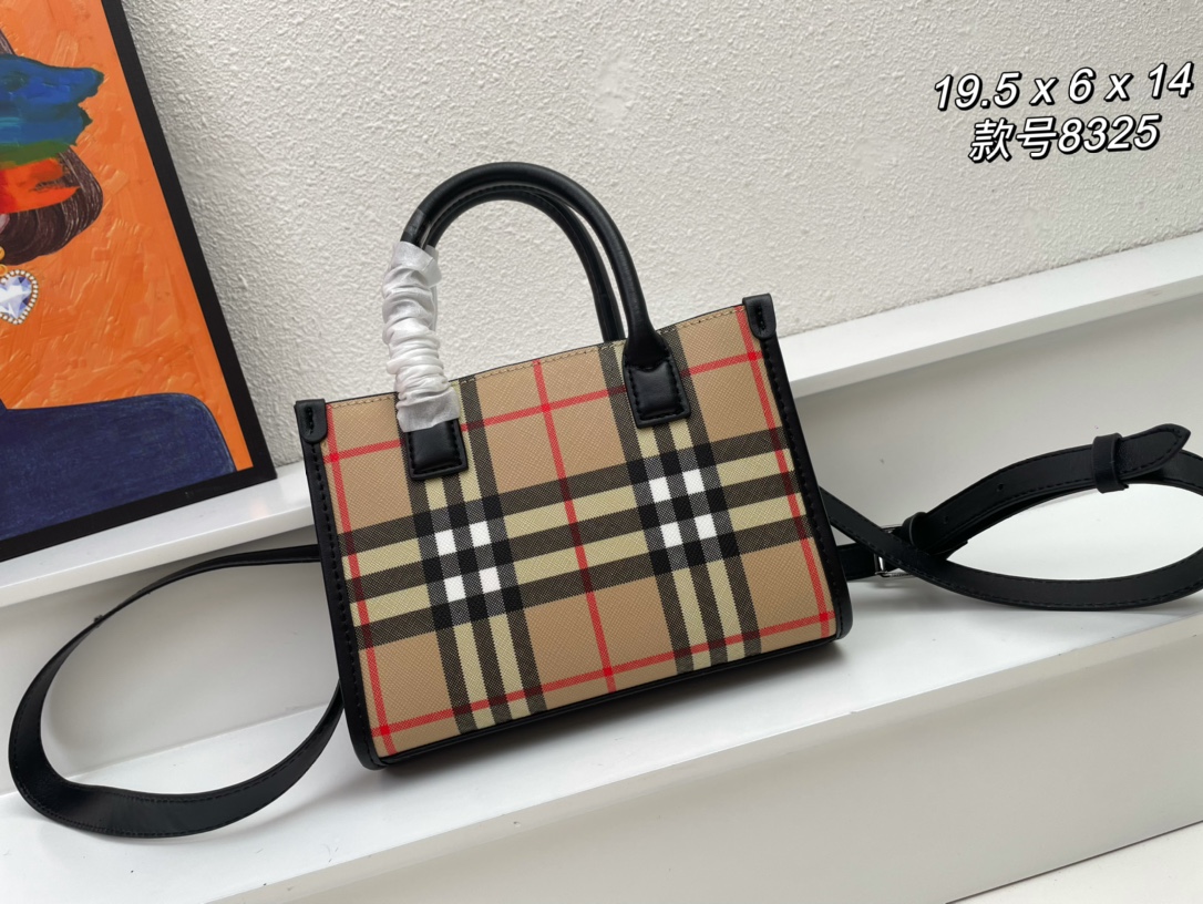 420 Burberry 托特包装饰品牌典藏 Vintage 格纹