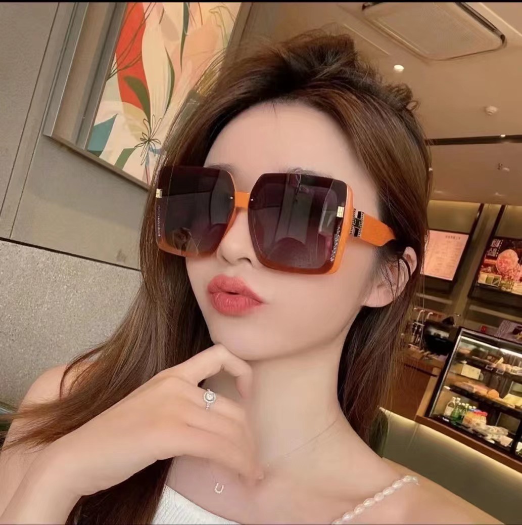 Where should I buy to receive
 Hermes Sunglasses Women Fashion