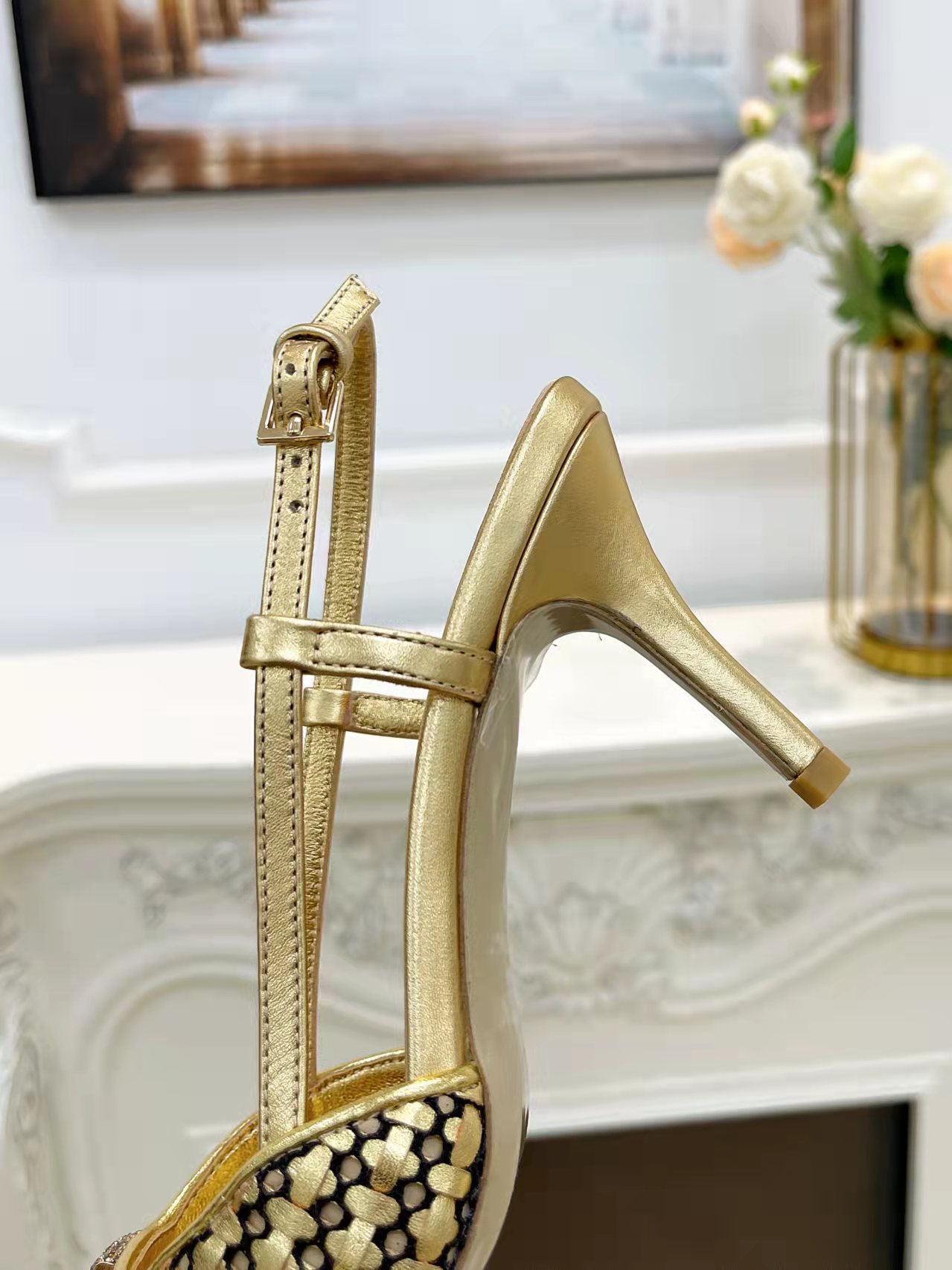 versión superior 𝑉𝐴𝐿𝐸𝑁𝑇𝐼𝑁𝑂 Valentino primavera y verano nuevas sandalias de las mujeres esp