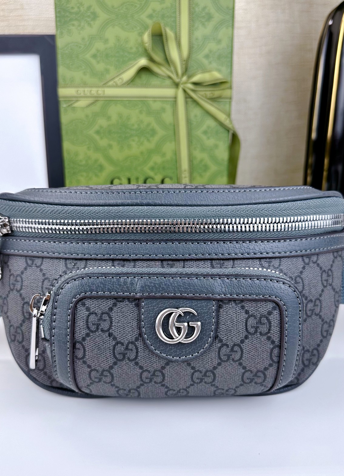 Gucci meo vintage 迷你手袋 - クラシックなデザインと現代的なエッセンス