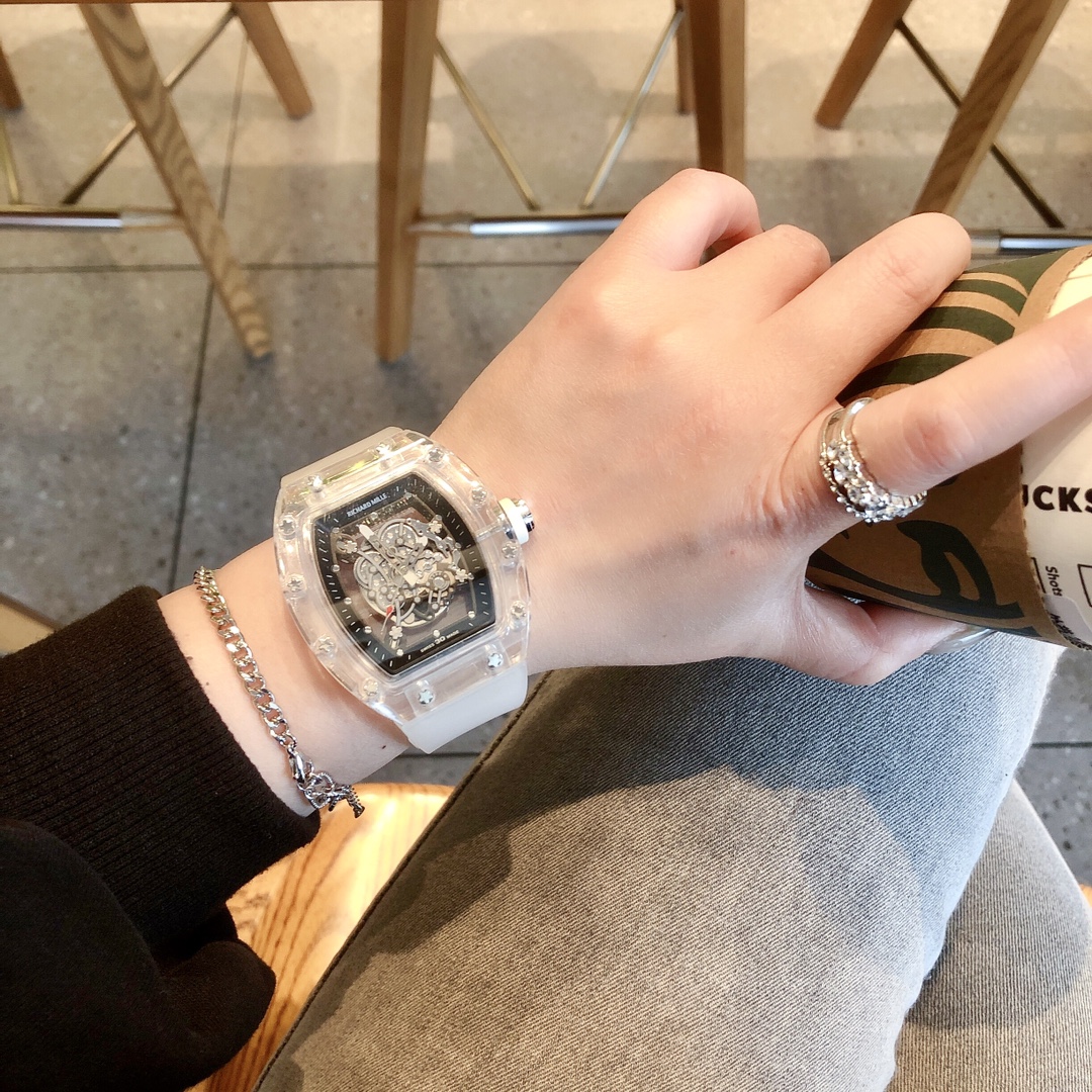 Luxury Richard Mille RM11 Stone Wristwatch: Bold and Unique Design, 2024 Collection - 图片 4