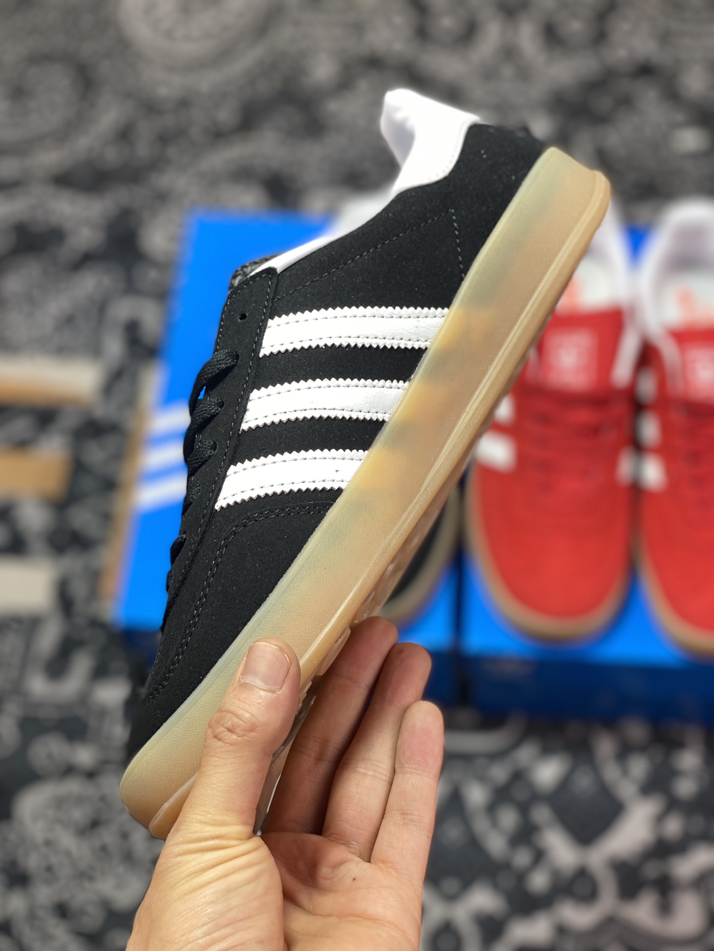 Adidas Gazelle Indoor Trainers low-top sneakers ”Black and white raw rubber sole” HO6259