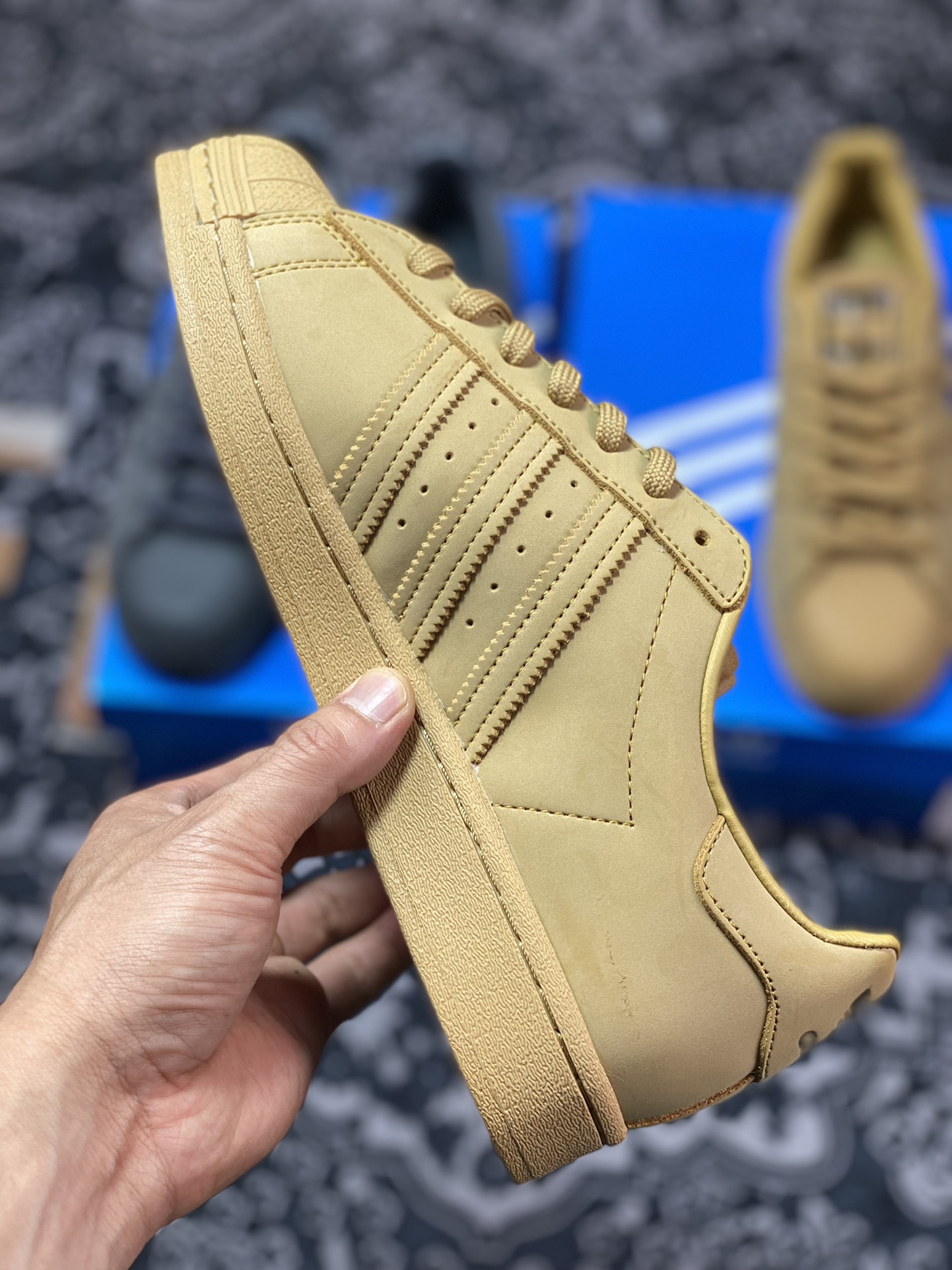 Adidas Originals Superstar W classic shell head series low-top sneakers ”matte wheat yellow black LOGO” GZ4831