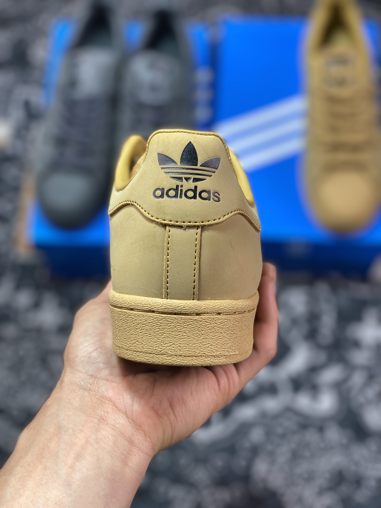 Adidas Originals Superstar W classic shell head series low-top sneakers ”matte wheat yellow black LOGO” GZ4831