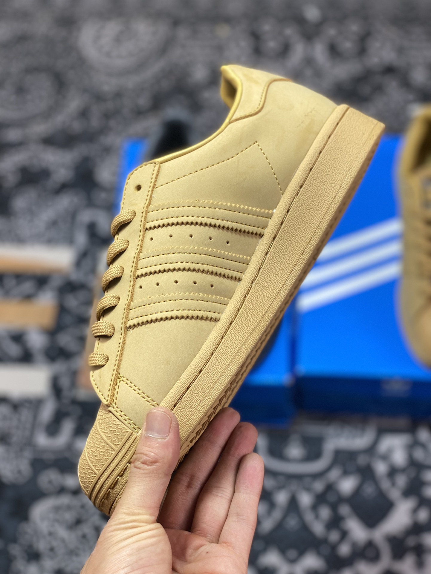 Adidas Originals Superstar W classic shell head series low-top sneakers ”matte wheat yellow black LOGO” GZ4831