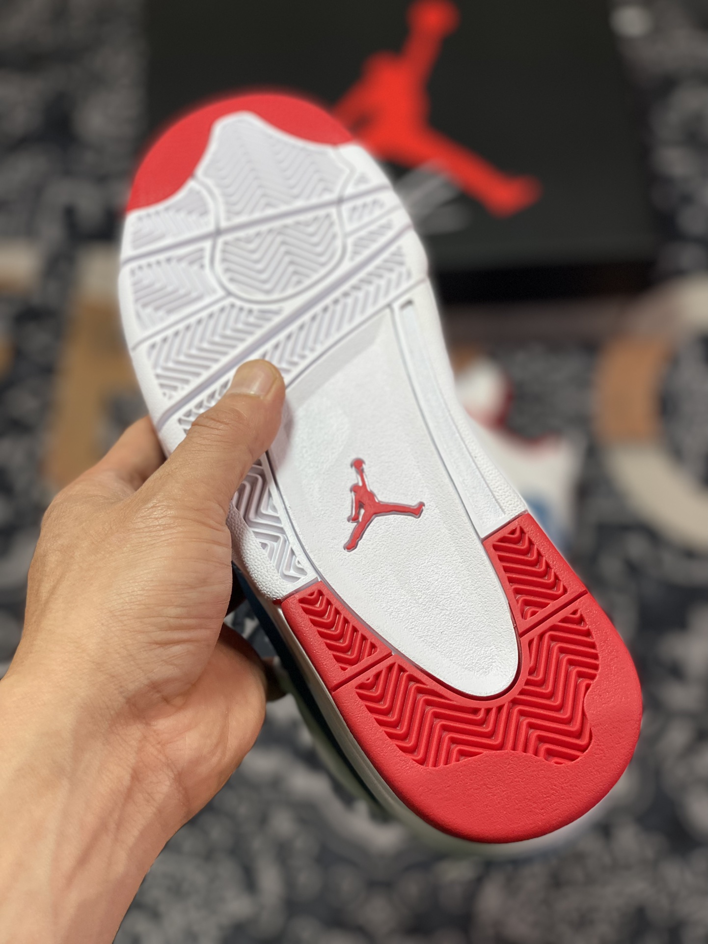 280 Air Jordan 4 Retro ”Messy Room” AJ4 乔4拼色  DR6952-400