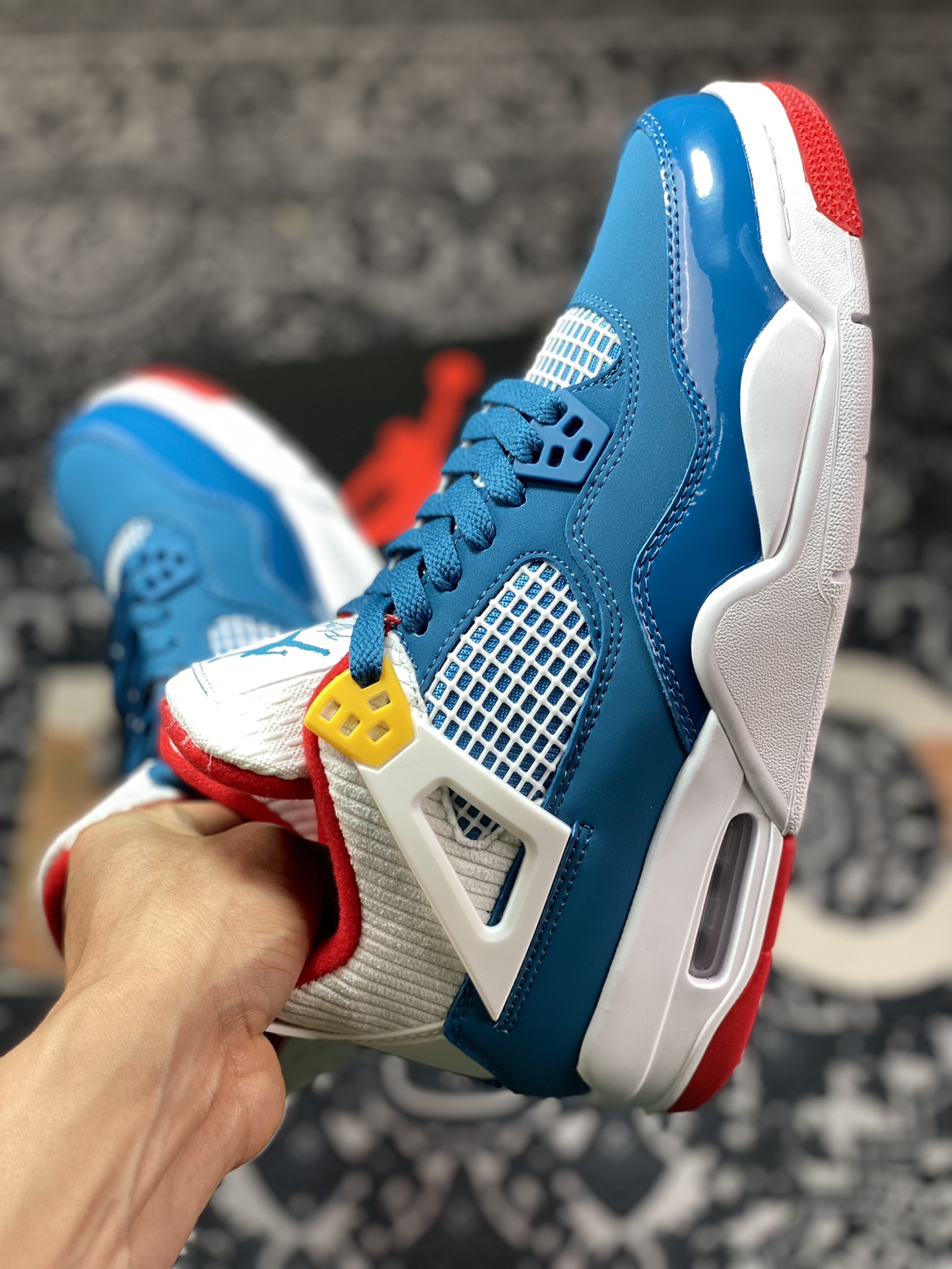 280 Air Jordan 4 Retro ”Messy Room” AJ4 乔4拼色  DR6952-400
