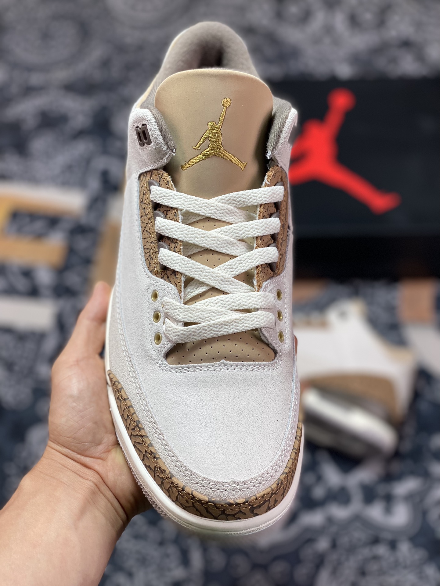 420 优选 Air Jordan 3 Retro ”Palomino”摩卡爆裂白棕 CT8532-102