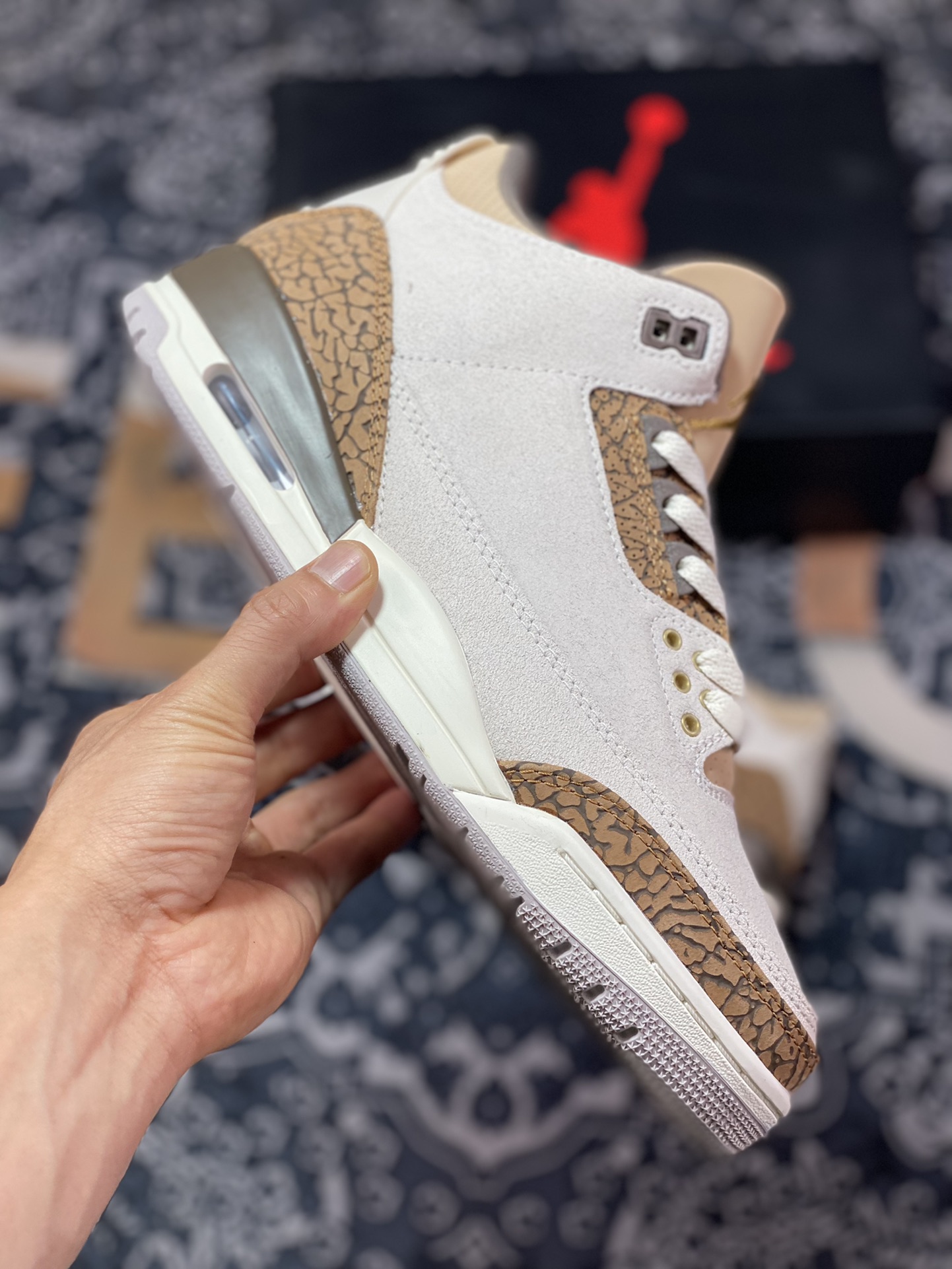 420 优选 Air Jordan 3 Retro ”Palomino”摩卡爆裂白棕 CT8532-102