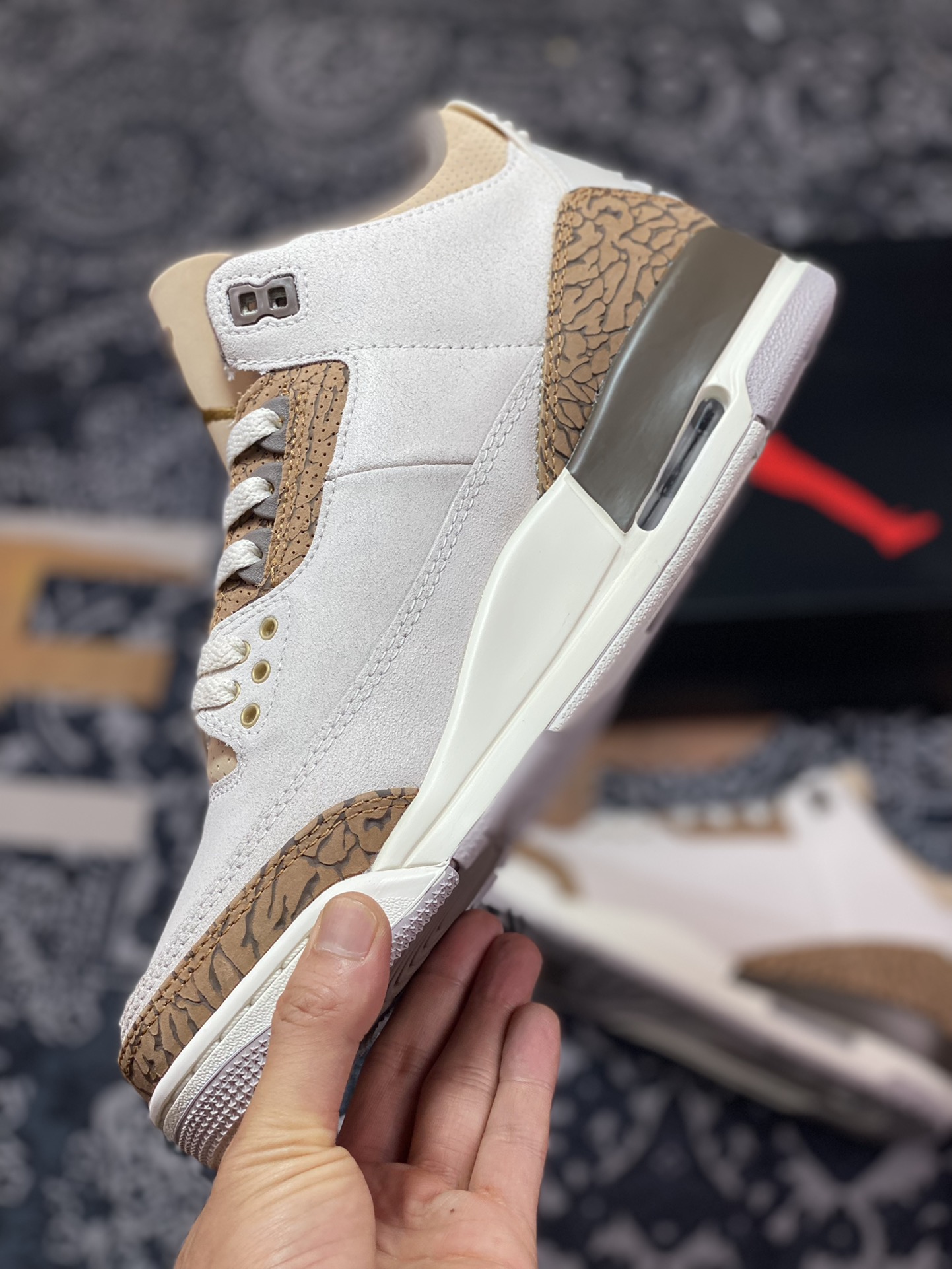 420 优选 Air Jordan 3 Retro ”Palomino”摩卡爆裂白棕 CT8532-102