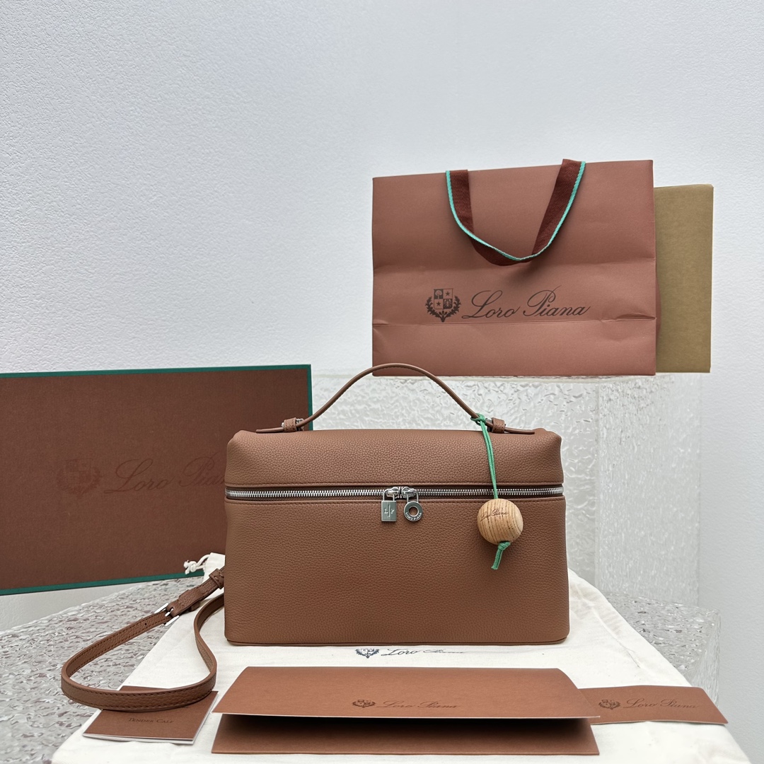 로로피아나 128910 가방 Loro Piana Bag
