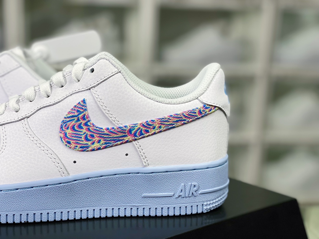 200  Wmns Air Force 1 Low"White/Red"空军一号经典低帮板鞋“皮革白氢蓝”CZ0377-100