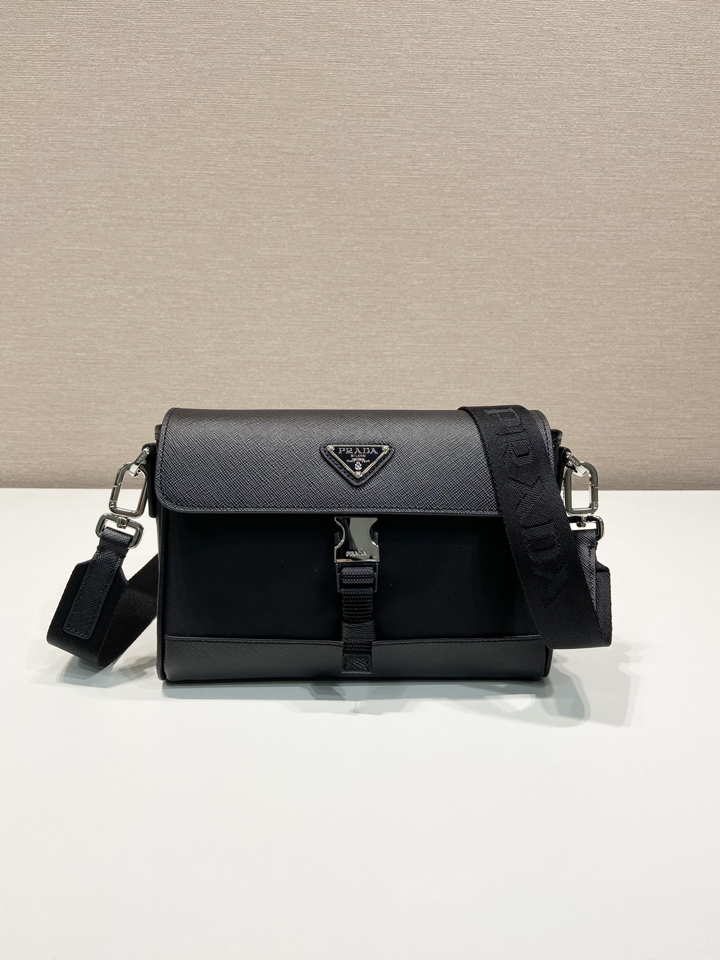 Prada Re-Nylon Crossbody Bag - 2VD044 - Stylish and Sustainable Design 3 i1683359806 2842 1
