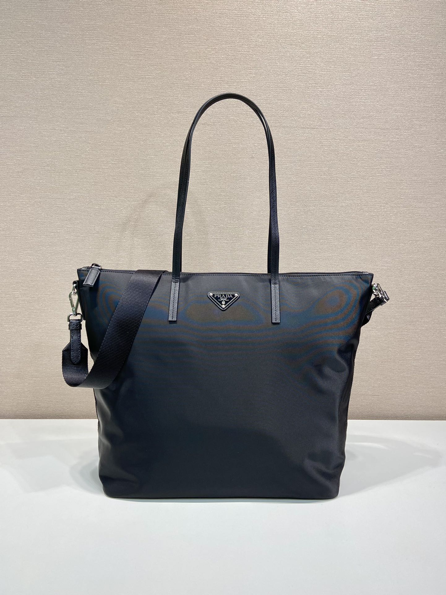 Best Capucines Replica
 Prada Handbags Tote Bags Red Unisex Cowhide