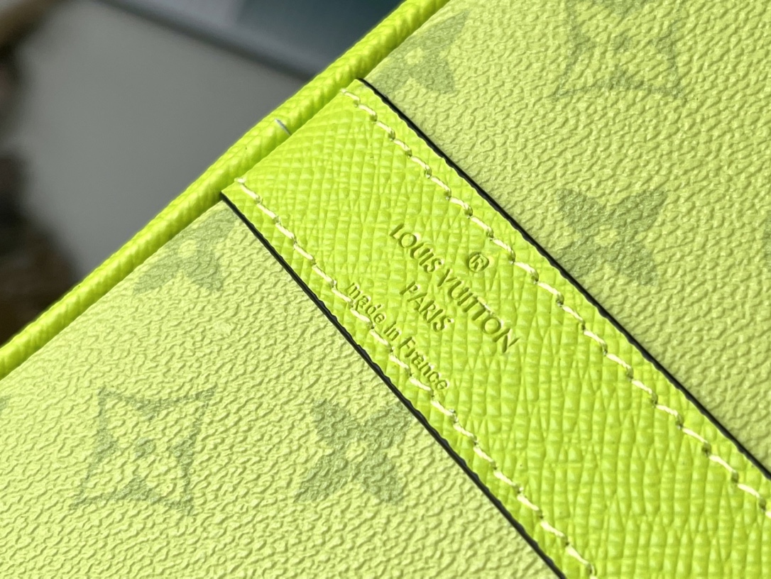 Louis Vuitton | LV Keepall Bandoulière 50 Taigarama - Travel M30941