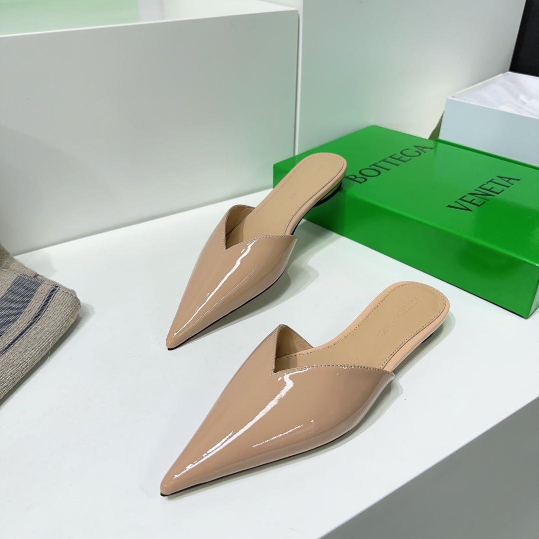 Bottega Veneta BV 23 Spring/Summer Collection: High-Quality, Cosmopolitan Flat Shoes - 图片 6