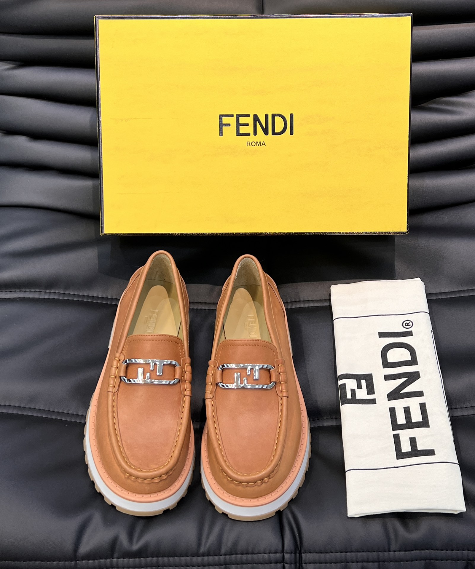 Fend*OLock乐福鞋高端男士正