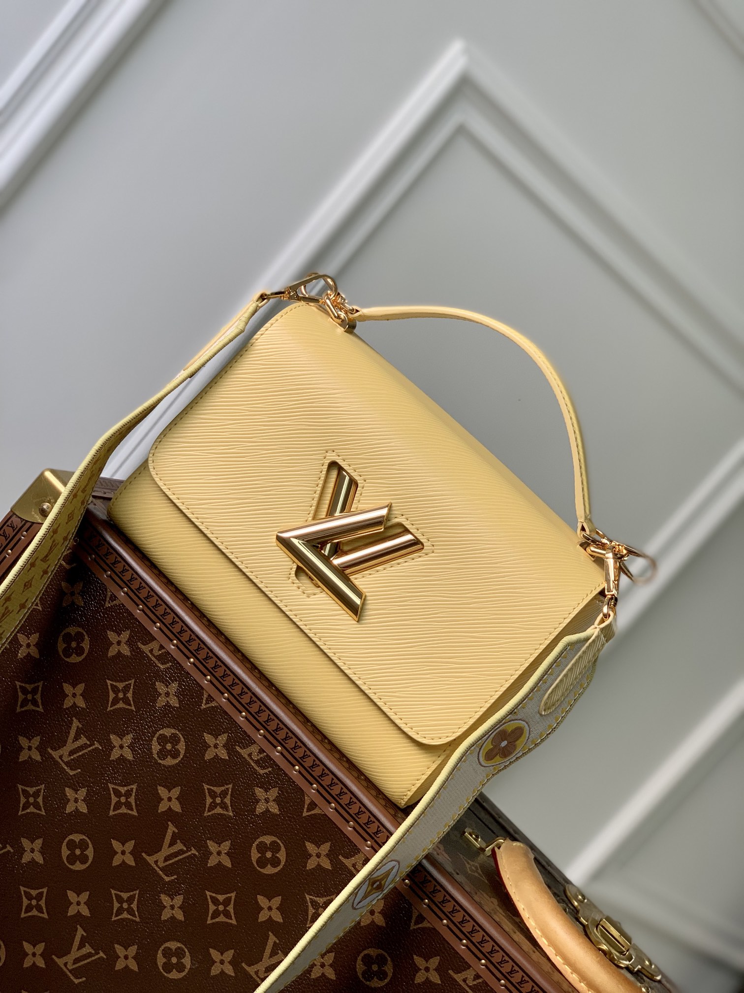 Louis Vuitton Cheap
 Bags Handbags Black Yellow Embroidery Epi Fabric Summer Collection M22038