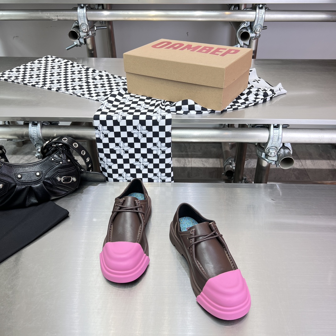 Spanish Fashion Recreational Shoes: Original Design, Comfortable Fit, High Quality Materials