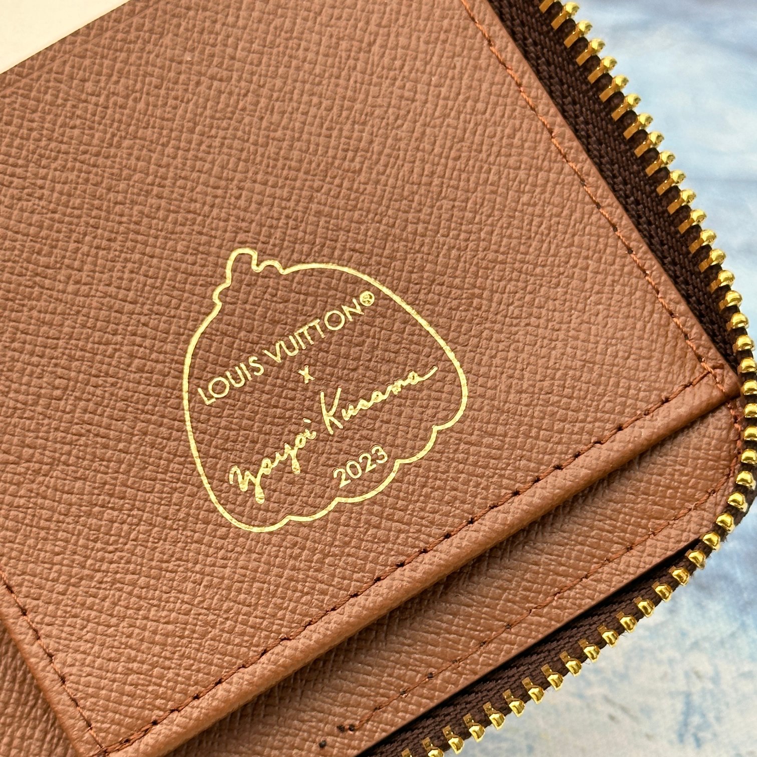 Leather wallet card slot detail