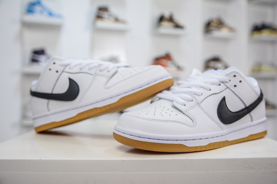 AY version of Nike Dunk SB Low white and black raw rubber CD2563-100