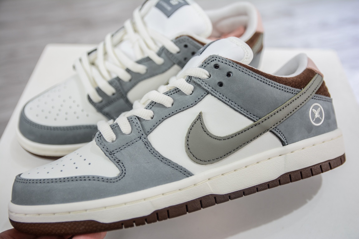 T Pure Original Yuto Horigome x Nike SB Dunk Low Feather Joint Model White Gray Brown FQ1180-001