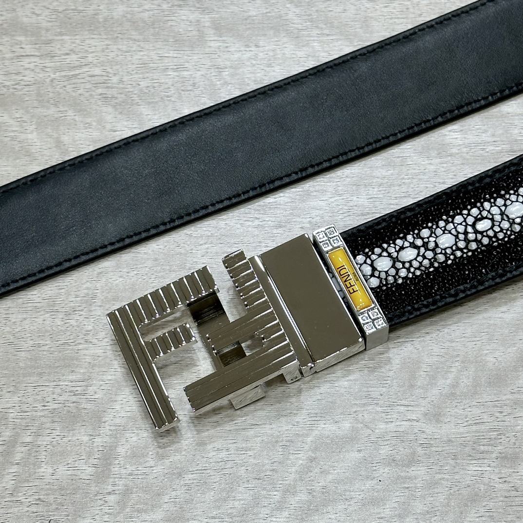 FENDI芬迪专柜同款宽38cm双面