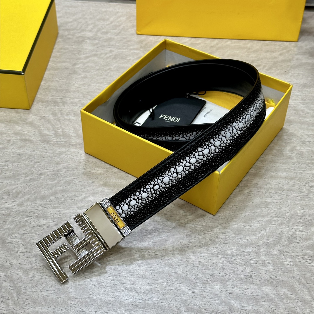 FENDI芬迪专柜同款宽38cm双面