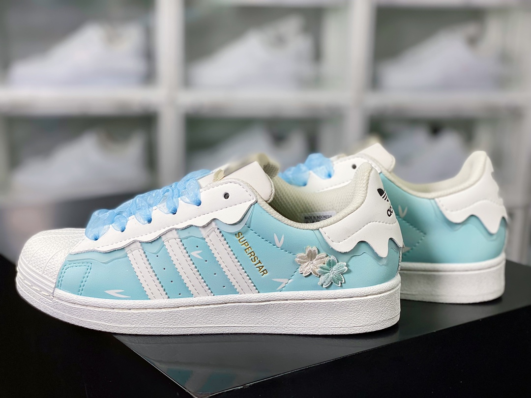 Adidas Originals Superstar ”Cherry Blossom Blue/Lace” shell toe sneakers ”beige moonflower edge ice cream ribbon” GW4441