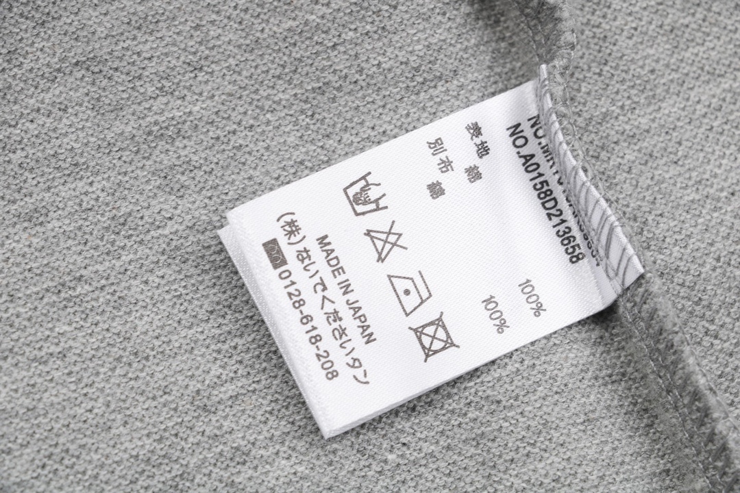 200 Thom Browne/汤姆布朗 22ss 四杠条纹Polo短袖-灰色