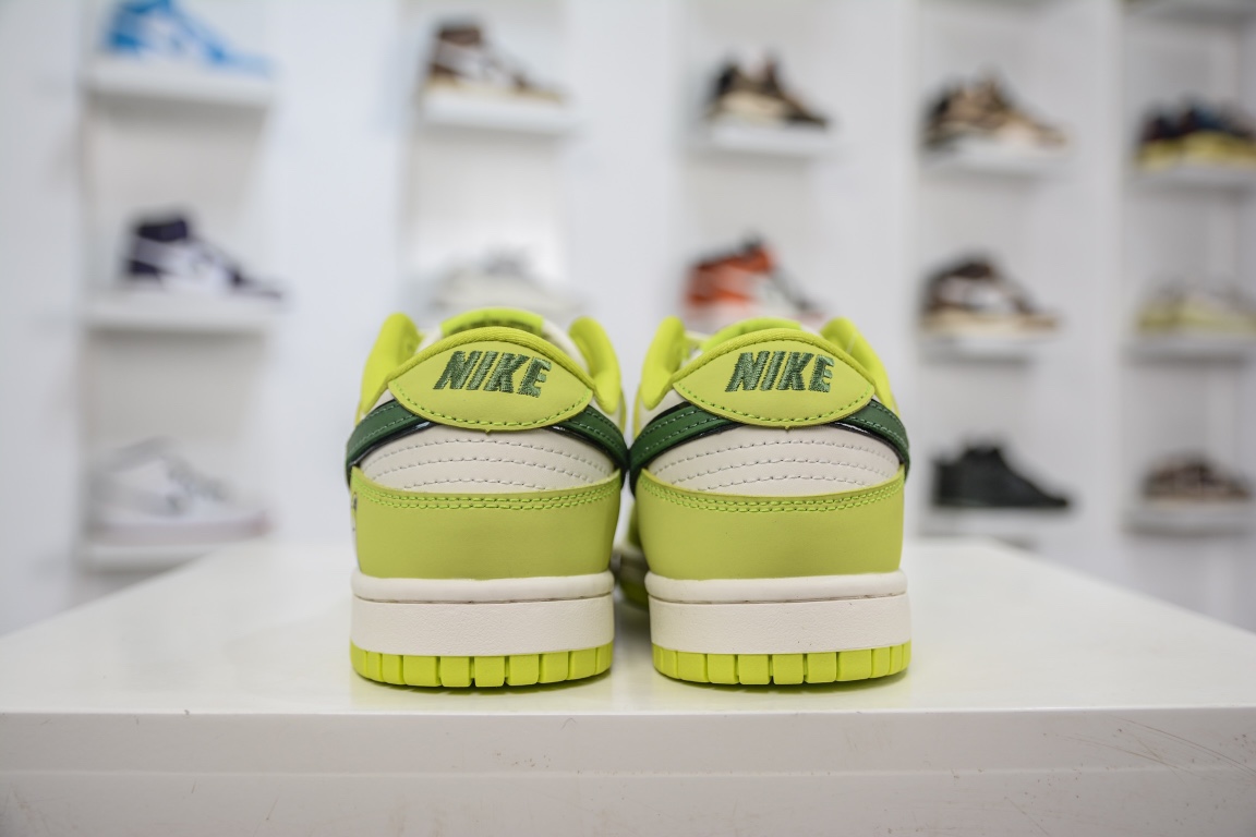 260 Nike SB Dunk Low “青蛙王子” 周年高端定制低帮休闲板鞋 FC1688-103