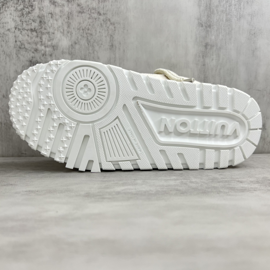 Louis Vuitton 新款上架 LV Louis Vuitton 23S走秀款 胖Trainer 面包鞋 滑板鞋 休闲 运动鞋 DIY串珠Louis vuitton 路易威登2023年男装春夏走秀款