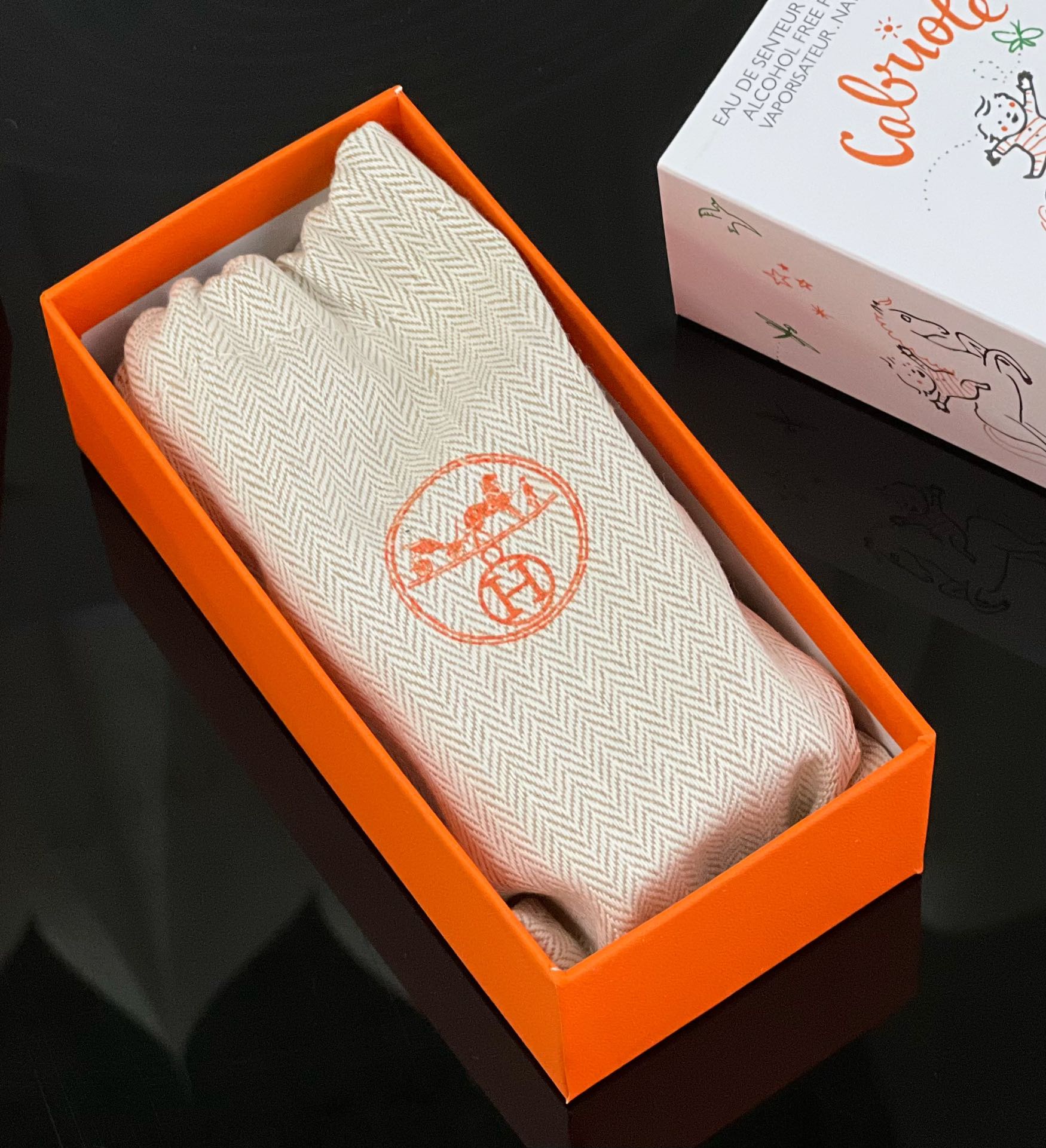 Hermès Haute Couture Artisanal Perfumery Haute Fragrance Scent Perfume 4