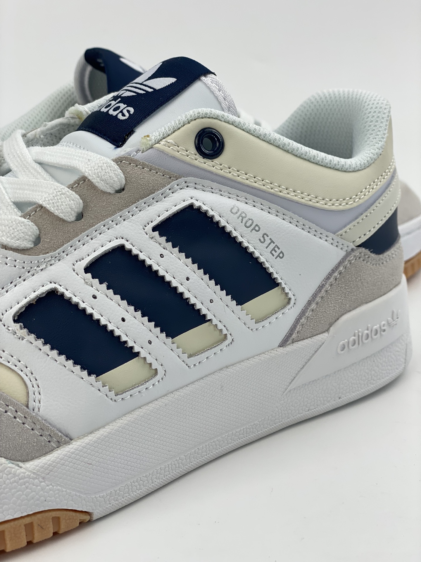 Overseas channel version original box original label Adidas Drop Step XL low-top classic campus retro sneakers HQ7133