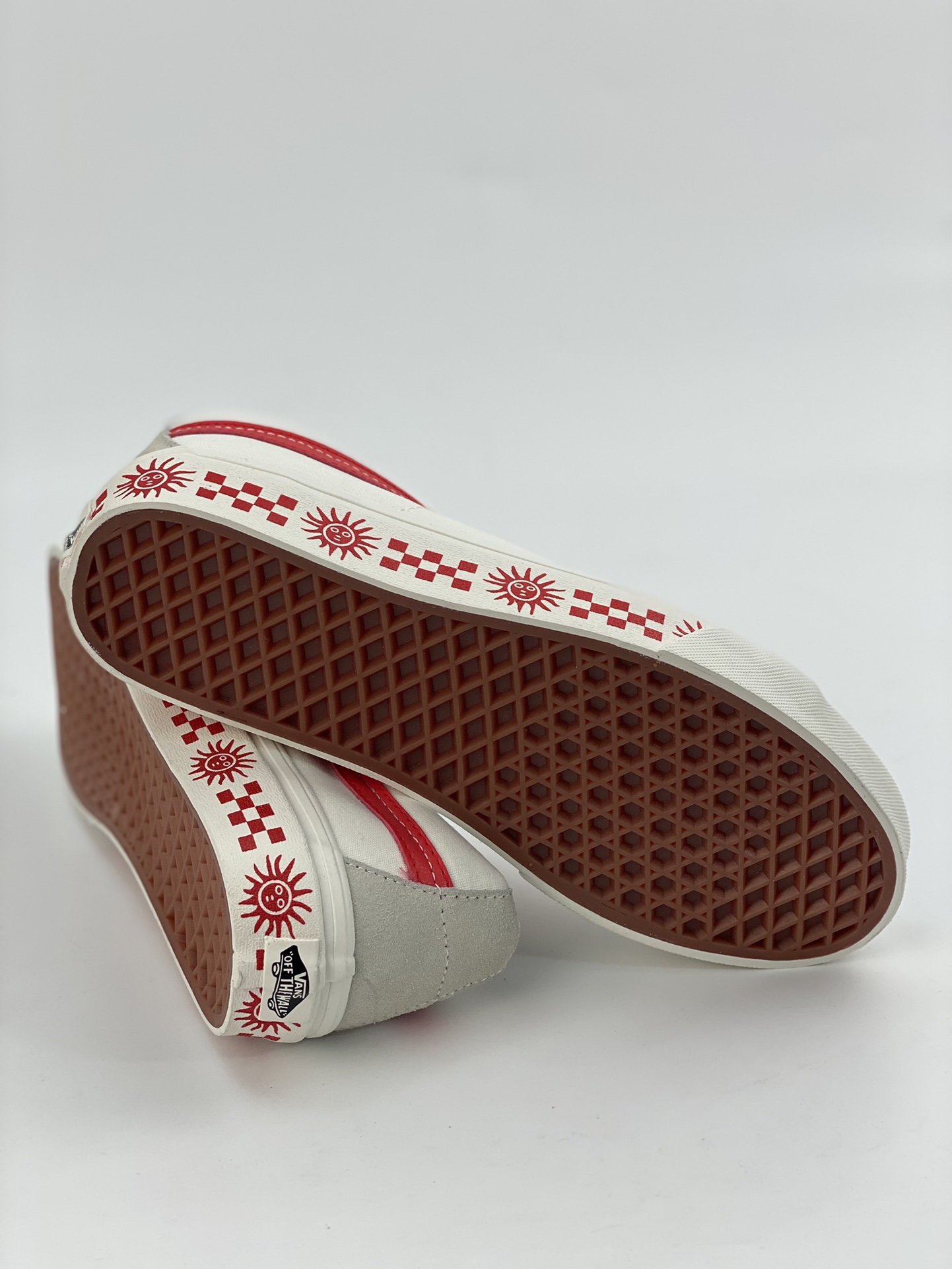 Shawn Yue's same SK8-LOW sun print VANS SK8-LOW REISSUE SF white and red