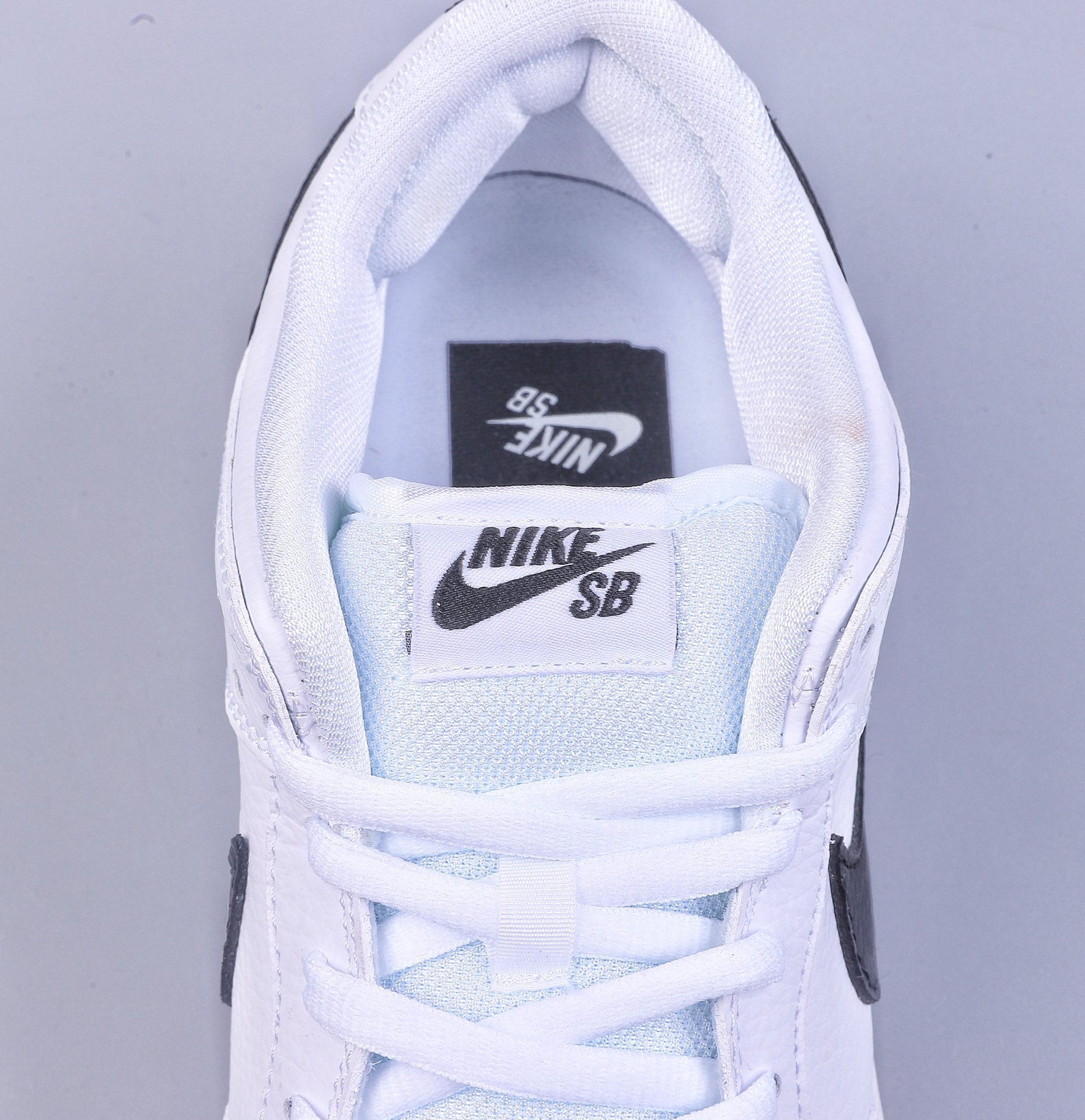 200 Nike SB Dunk Low Pro lso ”White Gum” 白黑生胶 CD2563-101